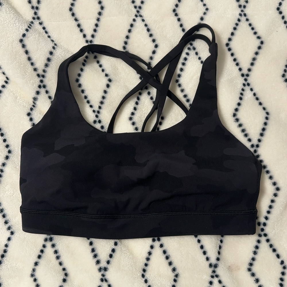 Lululemon energy bra, size 6